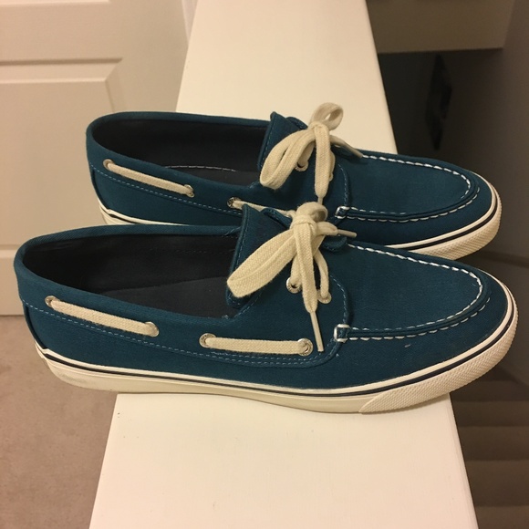 Sperry's 8.5M Bahama Canvas Sneaker - Picture 3 of 4